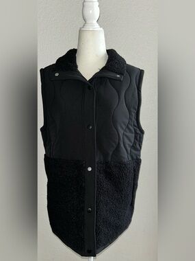 Thrive Societe | Women’s Teddy Quilted Vest | Size S